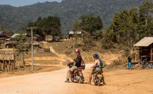 thakhek-loop-motorbike-7-300x185.jpg