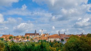 rothenburg-ob-der-tauber-3940596-300x169.jpg