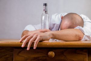 alcohol-428392-3-300x200.jpg