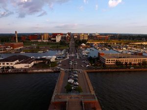 800px-Erie_Pa_from_Bicentennial_Tower-300x225.jpeg