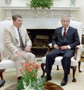 Reagan_and_Gordievsky-279x300.jpg