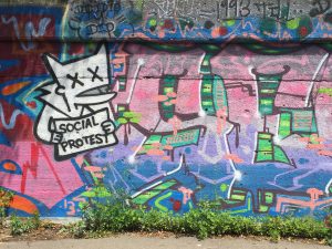 graffiti-1666256-300x225.jpg