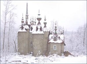 Castle-mont-rouge-300x223.jpg