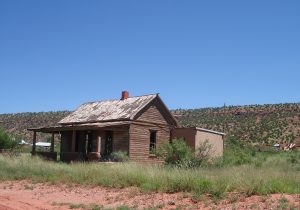 Cuervo_New_Mexico_USA_-_abandoned_town_-_panoramio_9-300x210.jpg